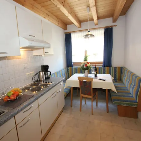 Apartmán In Huben Near Slopes Längenfeld